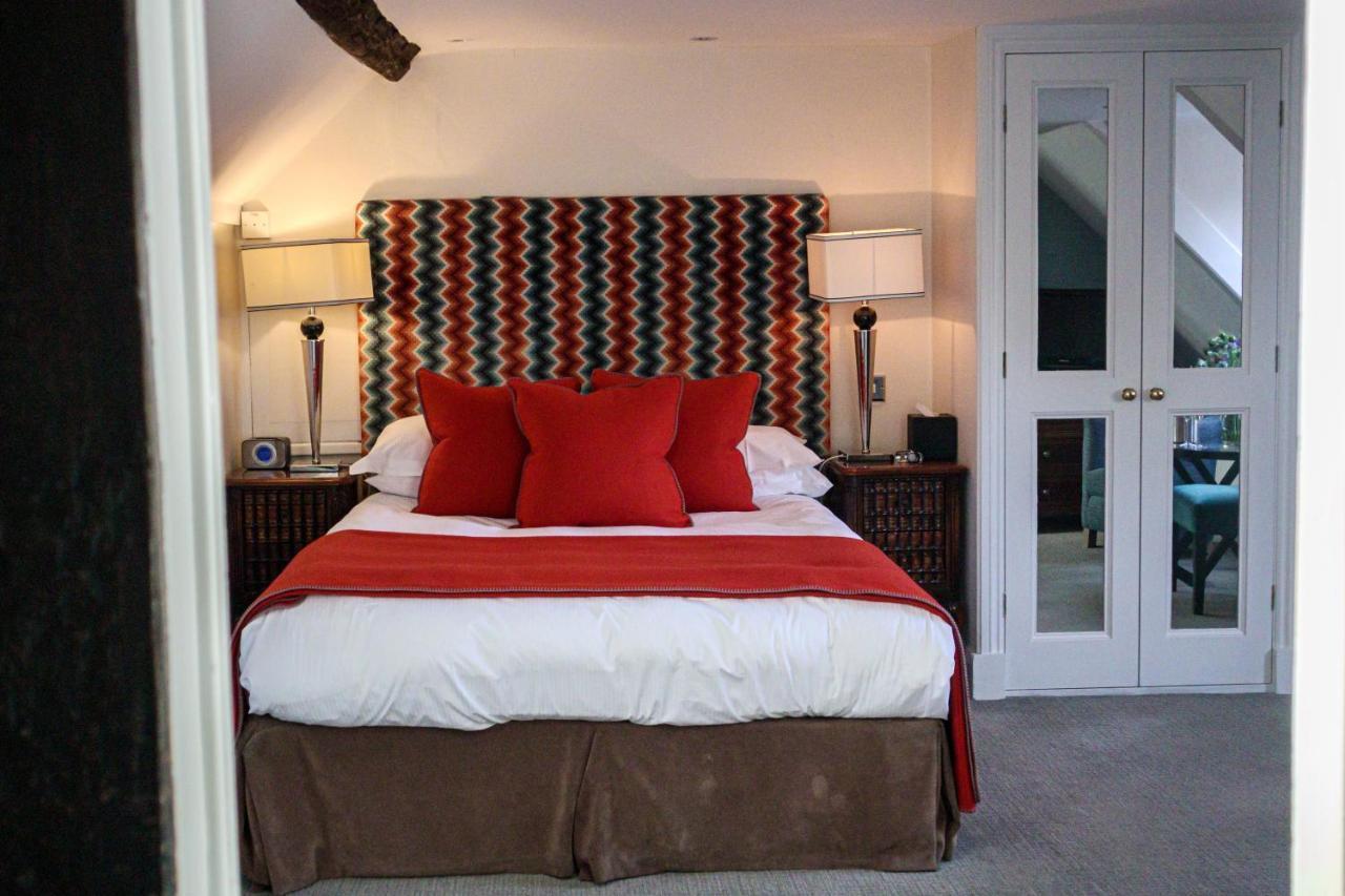 Langshott Manor - Luxury Hotel Gatwick Horley Extérieur photo