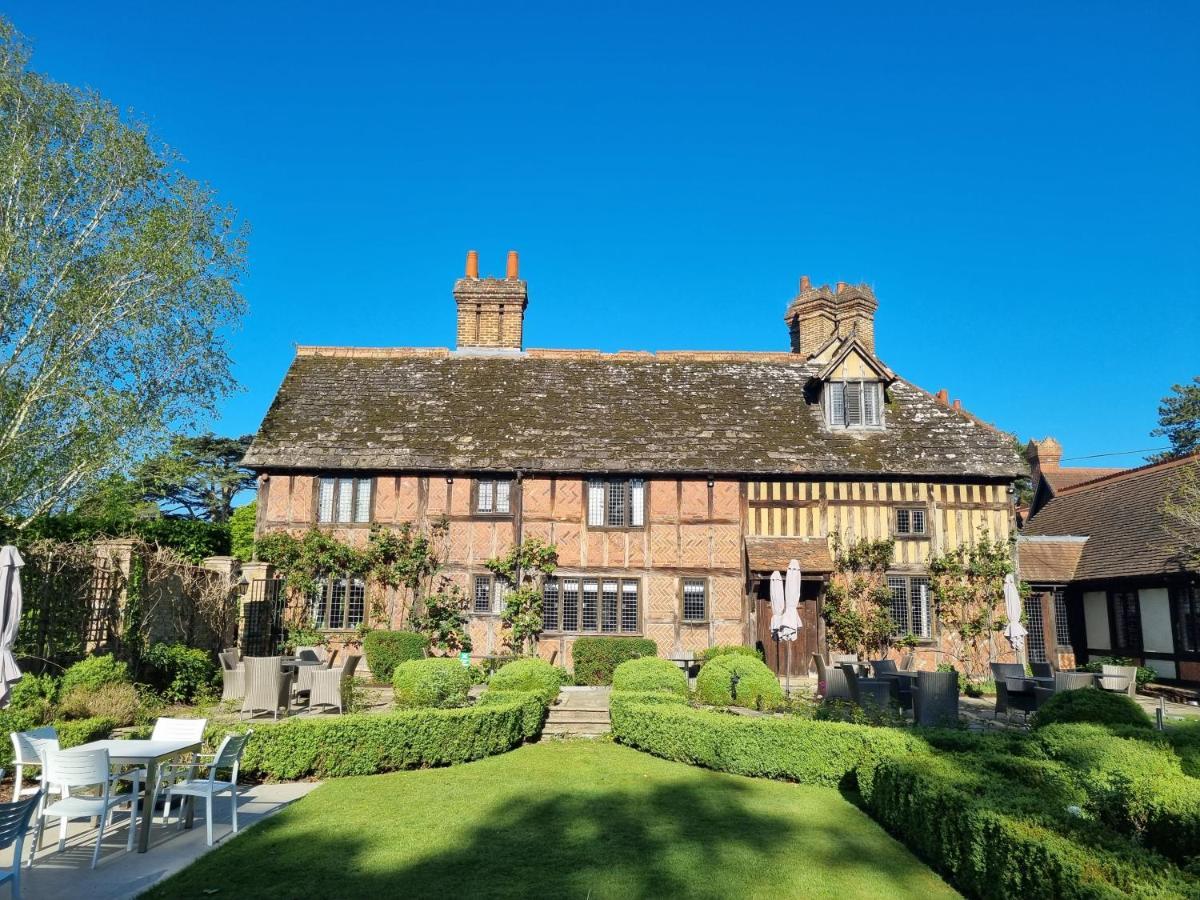 Langshott Manor - Luxury Hotel Gatwick Horley Extérieur photo