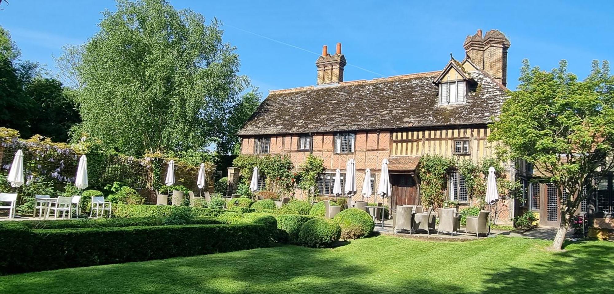 Langshott Manor - Luxury Hotel Gatwick Horley Extérieur photo