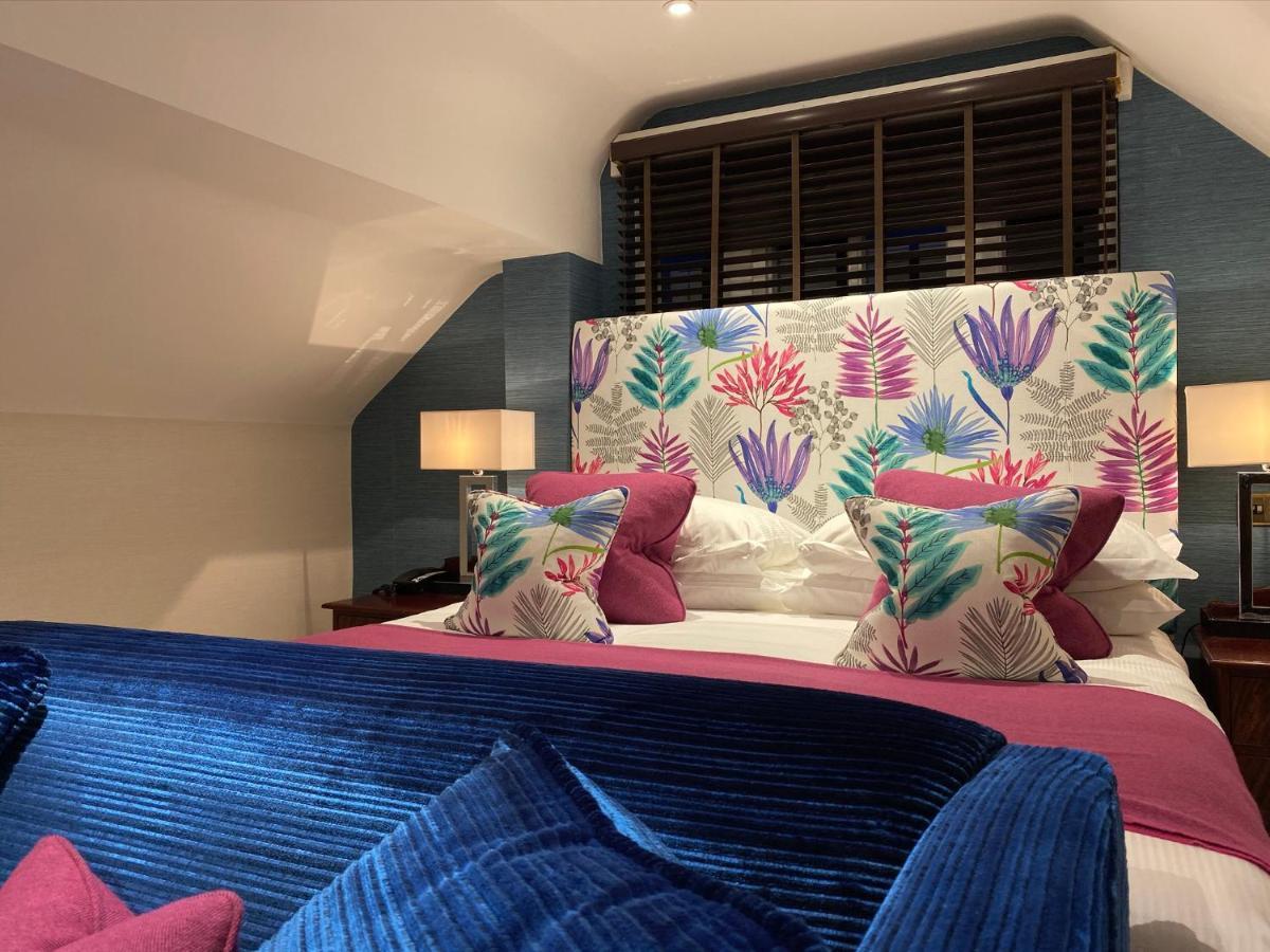 Langshott Manor - Luxury Hotel Gatwick Horley Extérieur photo