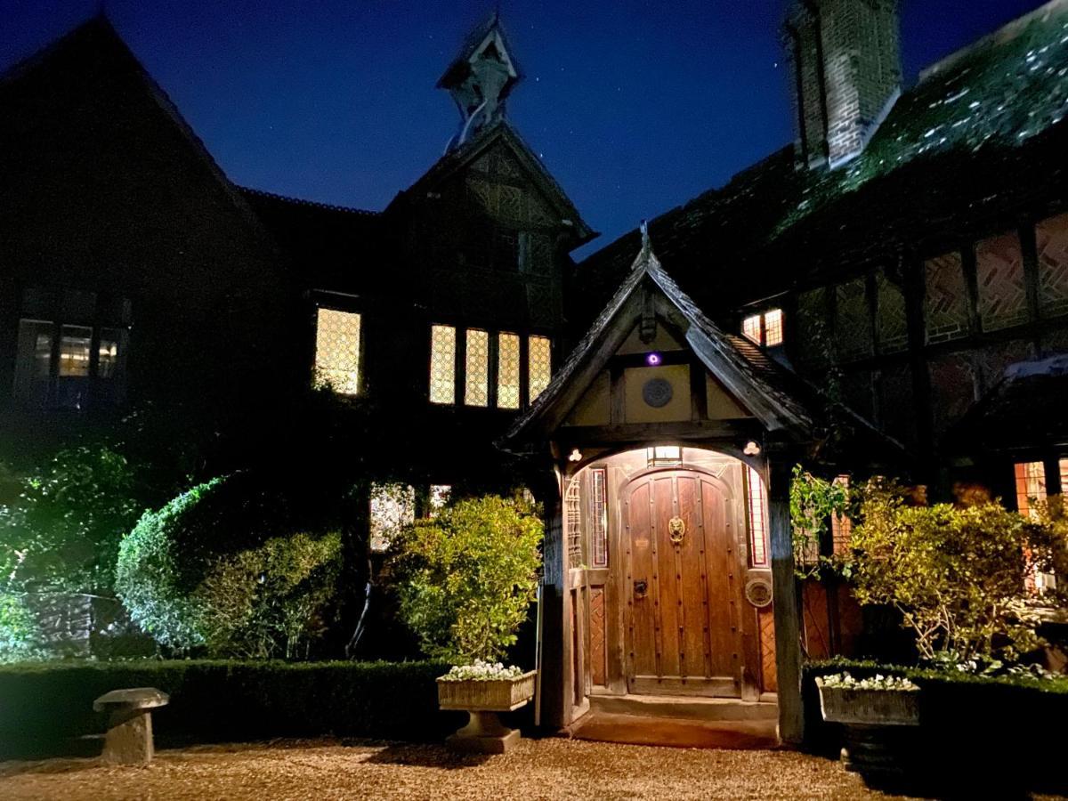 Langshott Manor - Luxury Hotel Gatwick Horley Extérieur photo